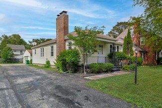 624 W 1st St, Springfield, OH 45504