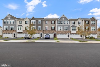 6 Dolcie Ln, Lawrence Township, NJ 08648