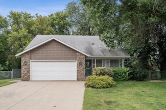 705 Willow Creek Ct, Buffalo, MN 55313