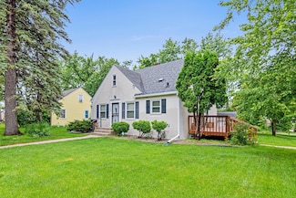 148 5th Ave N, Hopkins, MN 55343