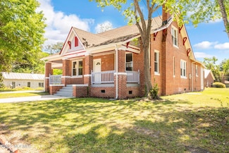 104 Front St, Kelford, NC 27847