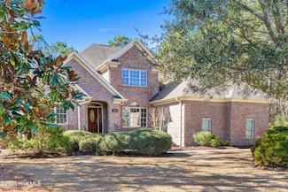 305 Tall Ships Ln, Hampstead, NC 28443