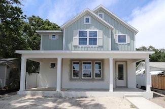 615 48th Ave N, Saint Petersburg, FL 33703