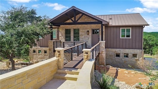 1521 Parton Rd, Canyon Lake, TX 78133