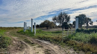 210 Gerber Rd, Labelle, FL 33935