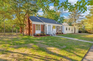 19909 Hartwell St, Detroit, MI 48235