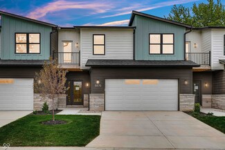 5870 Harbourtown Dr, Noblesville, IN 46062