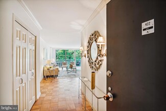 3001 Veazey Terrace NW Unit 422, Washington, DC 20008