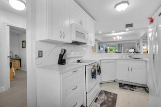 23247 Barwood Ln N Unit 305, Boca Raton, FL 33428