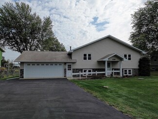 N7592 Edgewater Dr, Beaver Dam, WI 53916