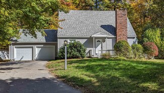 146 Hampstead Rd, Sandown, NH 03873