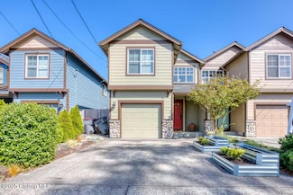 1061 S Columbia St, Seaside, OR 97138