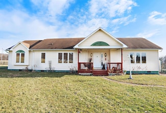 141 Lon Martin Rd, Rainelle, WV 25962