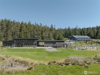 5621 Fisherman Bay Rd, Lopez Island, WA 98261