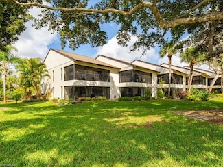 1802 Kings Lake Blvd Unit 105, Naples, FL 34112