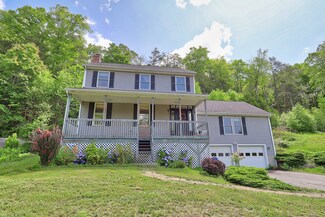 208 Cardinal Cir, Torrington, CT 06790