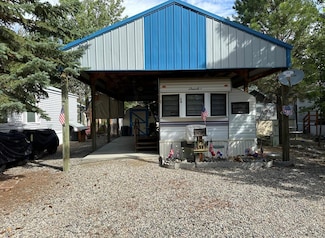 8 East St, Cascade, ID 83611