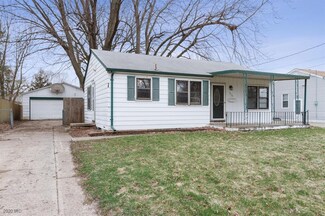 4018 40th St, Des Moines, IA 50310