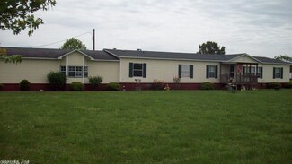 300 McJester Rd, Pangburn, AR 72121