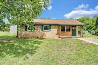1006 10th St, Glasgow, VA 24555