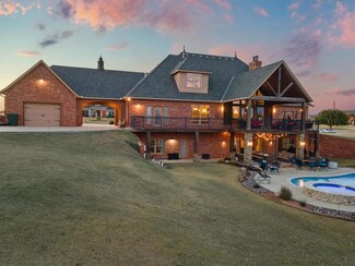 5451 Cottonwood Creek Cir, Norman, OK 73069