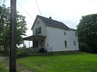 814 Darr Ave, Farrell, PA 16121
