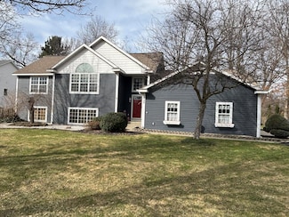 429 Hayes St, Holland, MI 49424