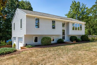 4 Cross Rd, Brookline, NH 03033