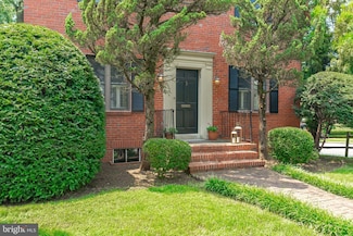 637 Chase St, Annapolis, MD 21401