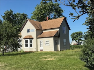 5296 E County Road 1100n, Mattoon, IL 61938