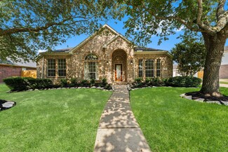 3210 W Oaks Blvd, Pearland, TX 77584