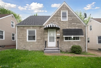 5337 Hollywood Ave, Maple Heights, OH 44137