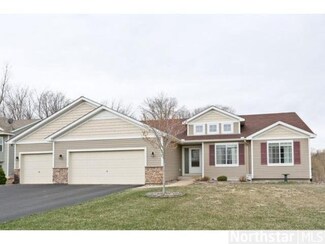 637 7th St N, Montrose, MN 55363