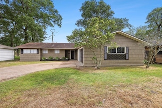 4655 Dellwood Ln, Beaumont, TX 77706