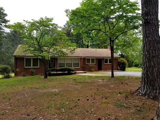 107 Evergreen Rd, Clarksville, VA 23927