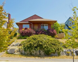 5616 47th Ave SW, Seattle, WA 98136