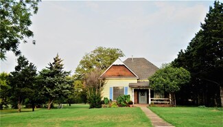 604 N Cook St, New Cordell, OK 73632