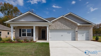 7062 Regency Ln, Gurley, AL 35748