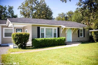 606 E Laurel St, Atmore, AL 36502