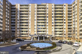 3001 Veazey Terrace NW Unit 728, Washington, DC 20008