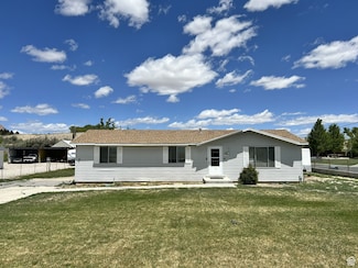 545 E Molen Rd, Ferron, UT 84523