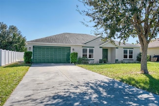 157 Lake Catherine Cir, Groveland, FL 34736
