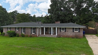 202 Sherwood Ave, Troy, AL 36081