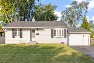 1906 Burry Circle Dr, Crest Hill, IL 60403