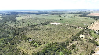 1127 Lcr 607, Mart, TX 76664