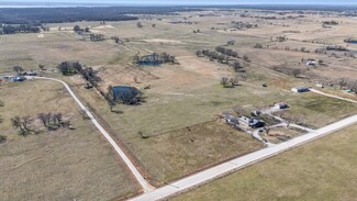 58251 E 220 Rd, Fairland, OK 74343
