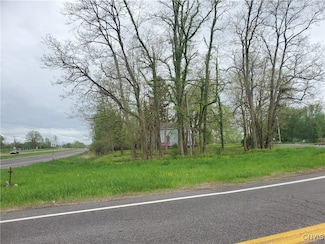 7805 Totman Rd, Syracuse, NY 13212