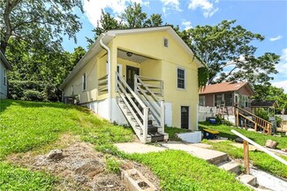 712 Utley Ave, Kansas City, MO 64125
