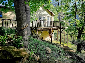 801 Dewey St, Orofino, ID 83544