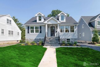 56 Grove Ave, Metuchen, NJ 08840